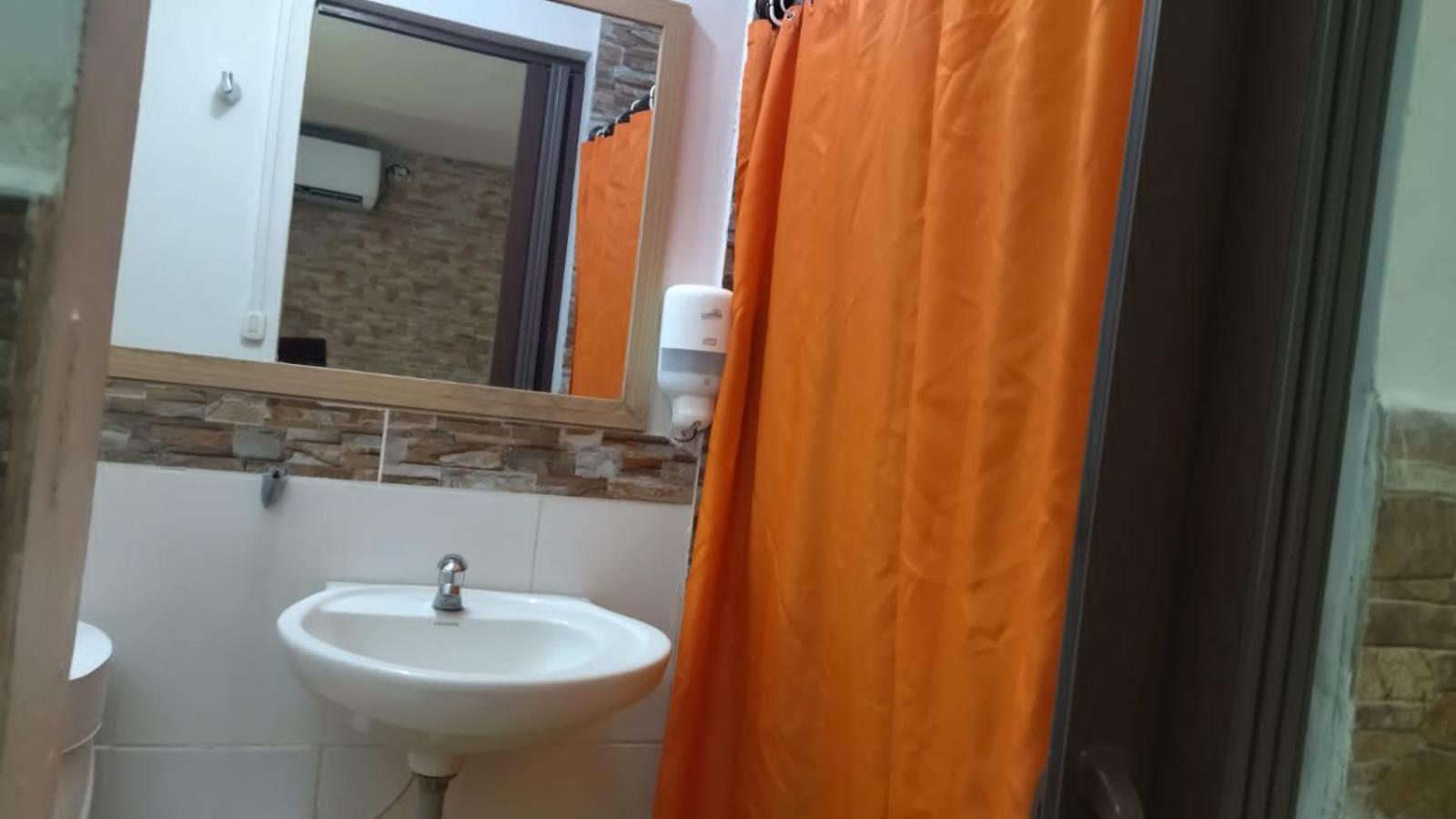 San Andres Vive Paradise Habitaciones Con Bano Privado A 80Mts De La Playa Principal Экстерьер фото