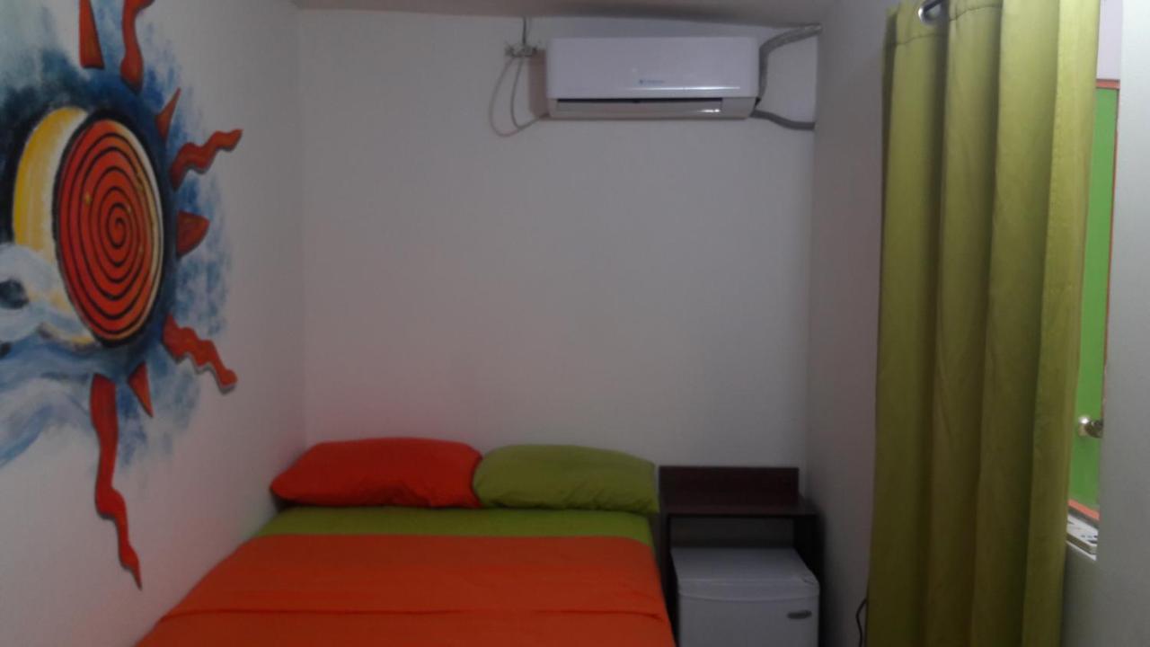 San Andres Vive Paradise Habitaciones Con Bano Privado A 80Mts De La Playa Principal Экстерьер фото